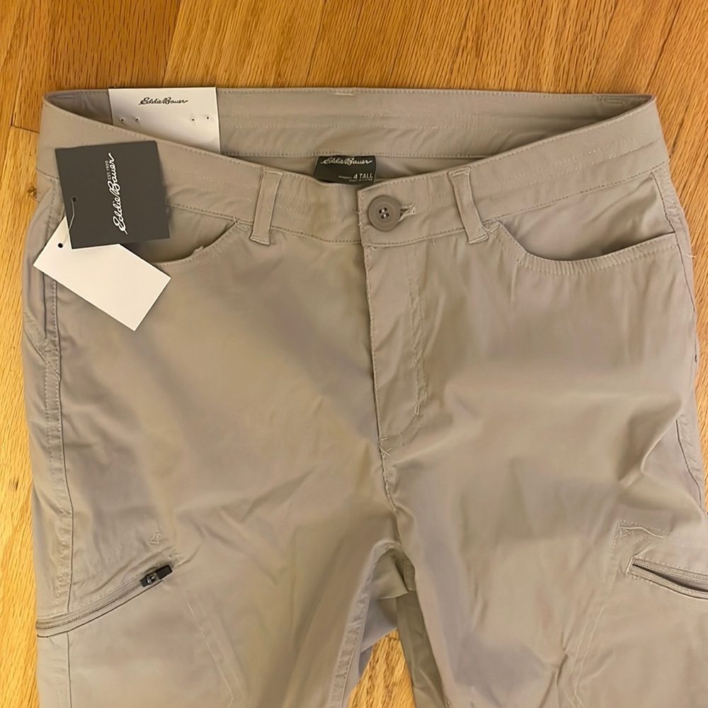 Eddie Bauer Rainier Pants Slightly Curvy Straight Tall size 4 Brand New